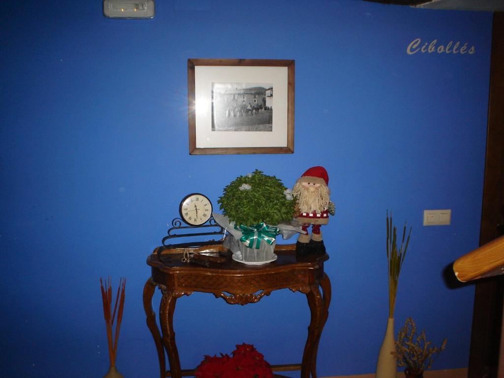 Apartamentos Turísticos Batlle Laspaúles Habitación foto